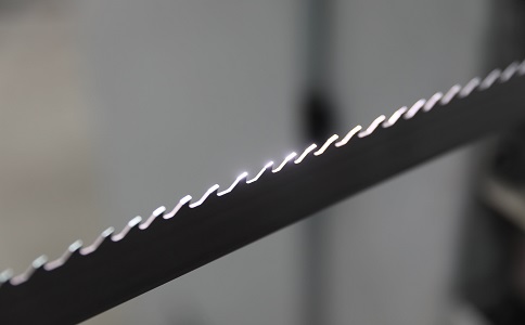 河源双金属带锯条产生切削噪音的原因具体有哪些？